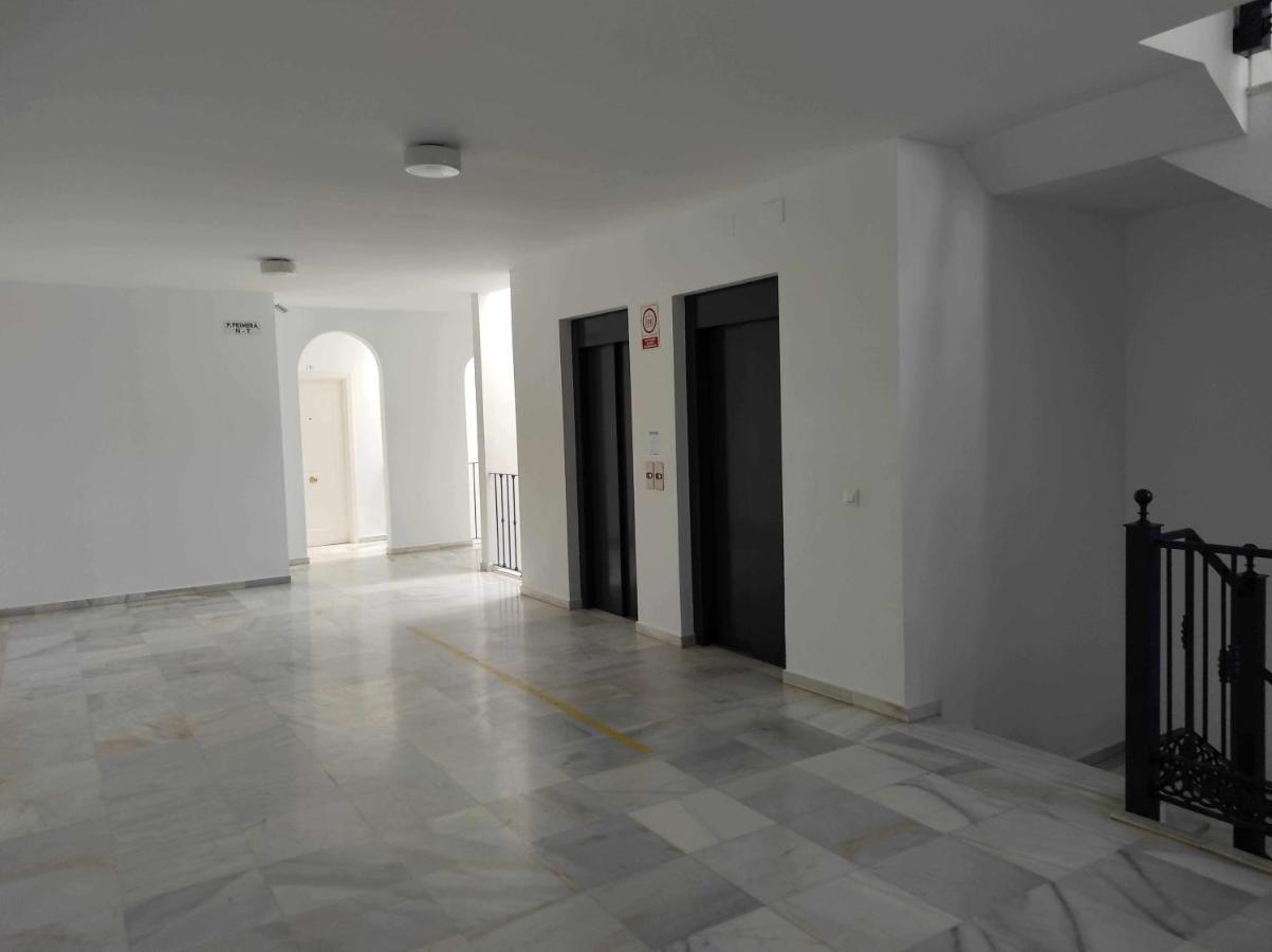 Apartamento Centrico Con Garaje Y Cercano A La Pl Zahara de los Atunes Exterior foto